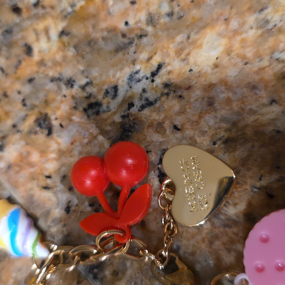 Museum Of Ice Cream X Sephora Collection Charm Bracelet - Picture 5 of 6